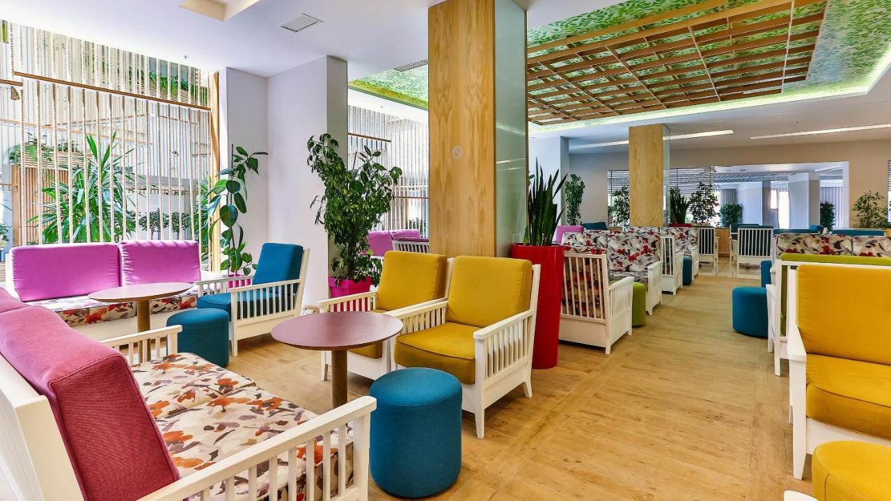 Carine Hotel Park Bijela Ngoại thất bức ảnh