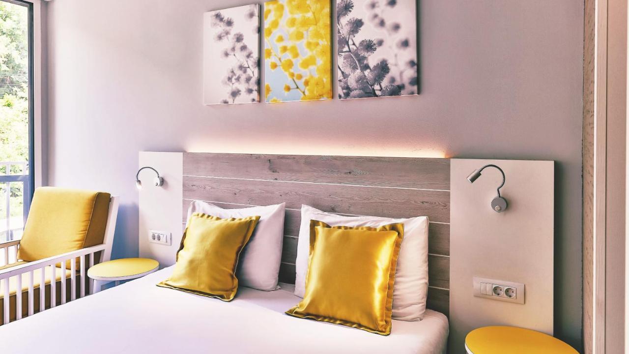 Carine Hotel Park Bijela Ngoại thất bức ảnh